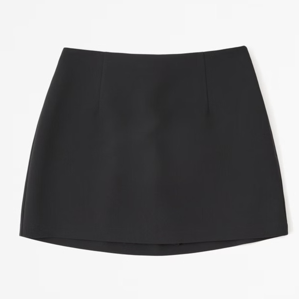 NWT Abercrombie & Fitch Black Scarlet Mini Skirt Skort - size XS